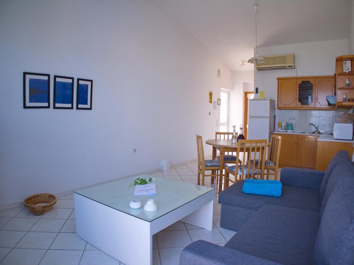 Rouladina Apartments Stalós Dış mekan fotoğraf