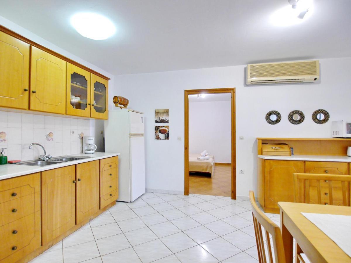 Rouladina Apartments Stalós Dış mekan fotoğraf