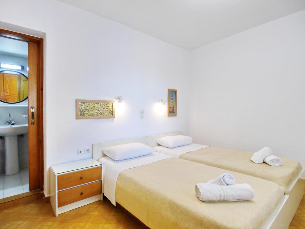 Rouladina Apartments Stalós Dış mekan fotoğraf