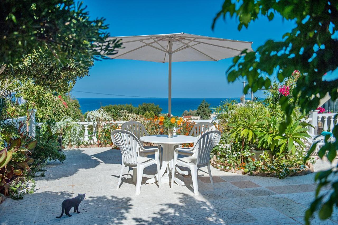 Rouladina Apartments Stalós Dış mekan fotoğraf