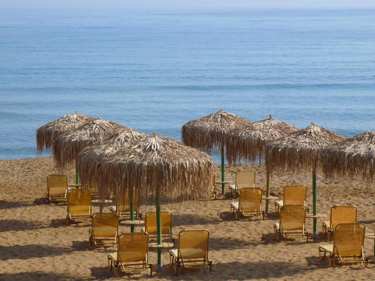 Rouladina Apartments Stalós Dış mekan fotoğraf